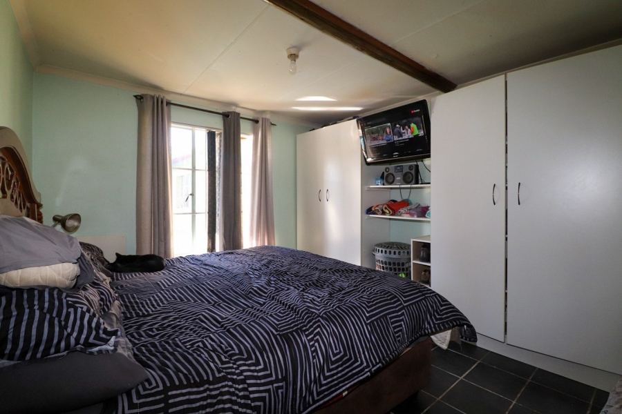 4 Bedroom Property for Sale in La Hoff North West